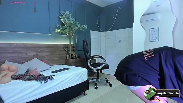 megan morgan01 online show from 11-18-25, 12:30