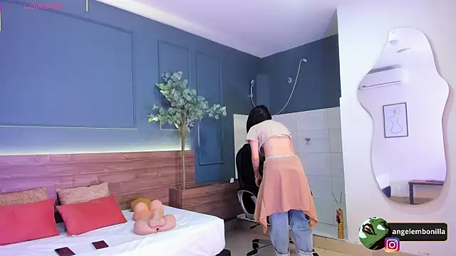 megan morgan01 online show from 11-14-25, 12:20