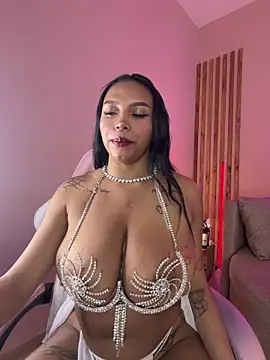 MadeleineSanez online show from 06-20-26, 12:26
