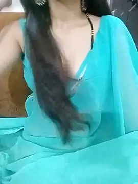 Snapshot of Bulbul_02 chatting on 09-11-25, 05:07 Bulbul 02 online show from 09-11-25, 05:07