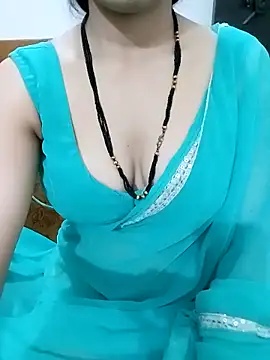 Snapshot of Bulbul_02 chatting on 09-21-25, 05:23 Bulbul 02 online show from 09-21-25, 05:23