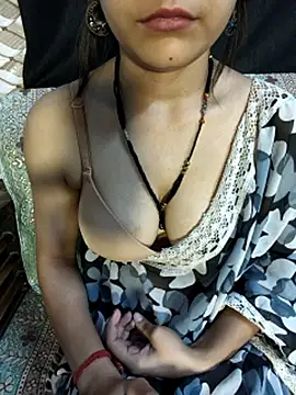 Snapshot of Bulbul_02 chatting on 04-23-26, 12:29 Bulbul 02 online show from 04-23-26, 12:29
