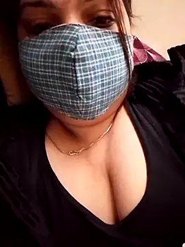 Naughty-Trisha online show from 12-15-25, 07:25