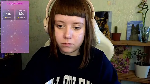 Snapshot of June_shy0 chatting on 01-31-25, 08:11 June shy0 online show from 01-31-25, 08:11