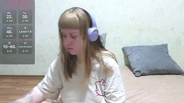 Snapshot of June_shy0 chatting on 06-22-26, 08:22 June shy0 online show from 06-22-26, 08:22