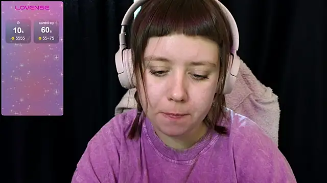 Snapshot of June_shy0 chatting on 03-20-25, 11:05 June shy0 online show from 03-20-25, 11:05