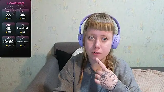 Snapshot of June_shy0 chatting on 02-06-26, 08:10 June shy0 online show from 02-06-26, 08:10