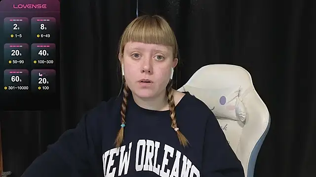 June shy0 online show from 03-28-26, 08:04