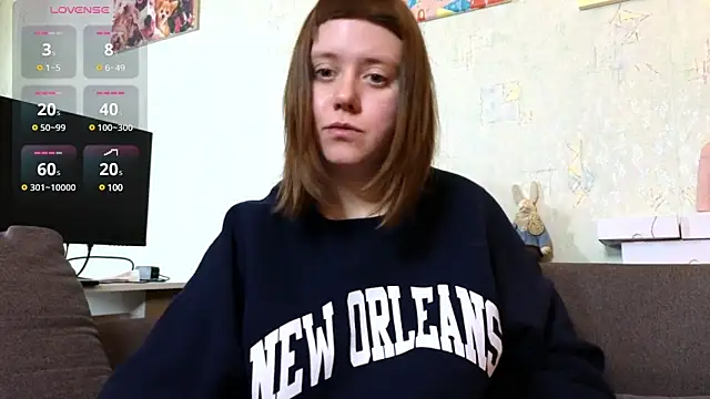 Snapshot of June_shy0 chatting on 02-26-25, 08:06 June shy0 online show from 02-26-25, 08:06