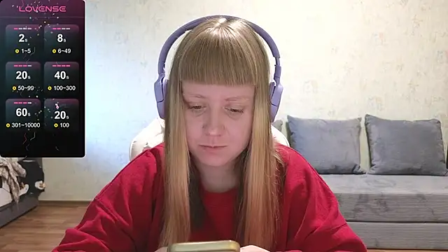 June shy0 online show from 05-05-26, 08:17