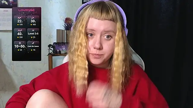 Snapshot of June_shy0 chatting on 10-08-25, 06:59 June shy0 online show from 10-08-25, 06:59