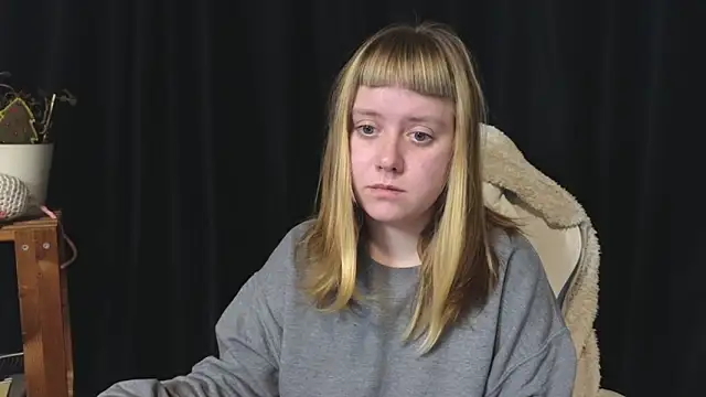 June shy0 online show from 11-20-25, 07:42