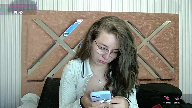  isaabellaa online show from 05-18-26, 01:05