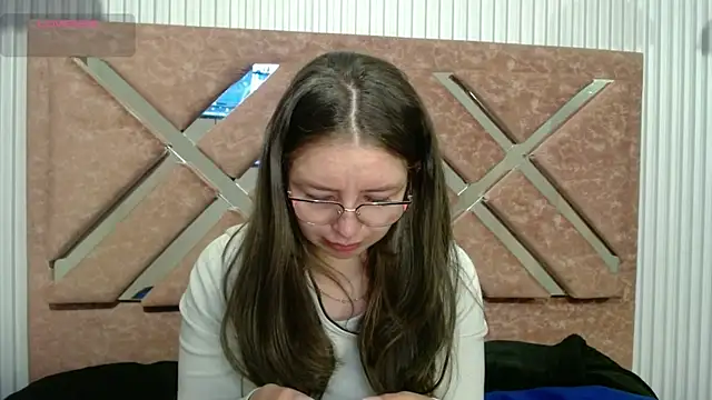  isaabellaa online show from 06-12-26, 12:47