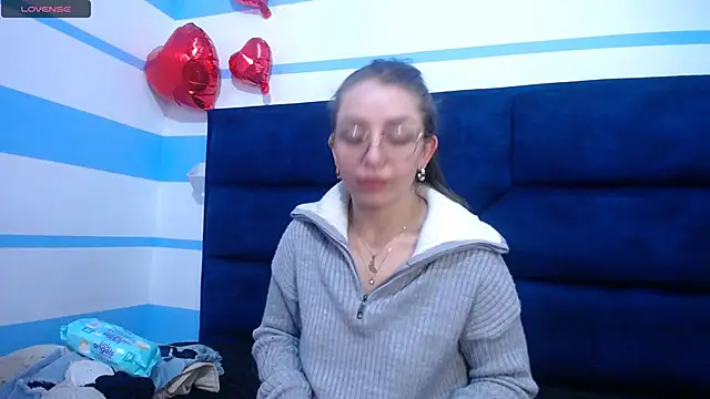 Snapshot of _isaabellaa chatting on 03-16-25, 02:55 isaabellaa online show from 03-16-25, 02:55