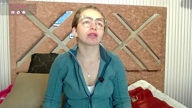  isaabellaa online show from 05-20-26, 12:46