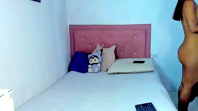 Criss Ariana online show from 09-19-25, 04:44