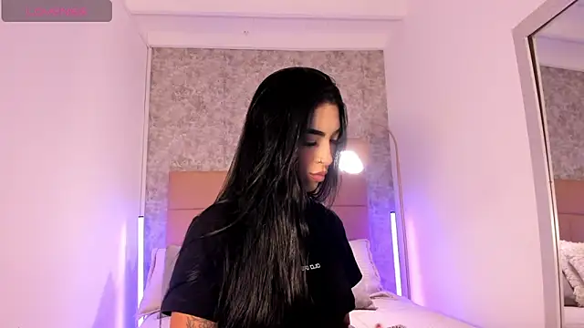 AriRobert  online show from 11-28-25, 07:03