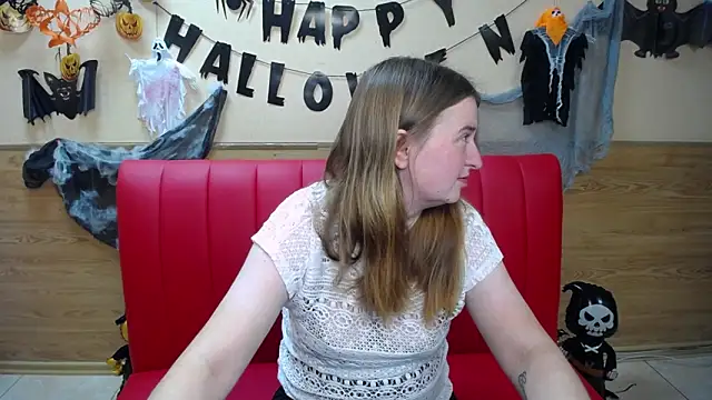 FreyaDak online show from 11-10-25, 06:13