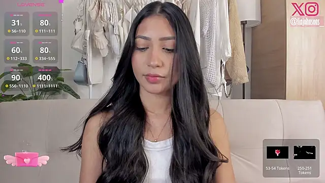Snapshot of Sweetnaughtygirl_ chatting on 05-17-26, 12:10 Sweetnaughtygirl online show from 05-17-26, 12:10