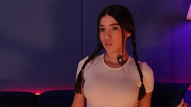 Olivia Collins1 online show from 02-01-26, 08:18