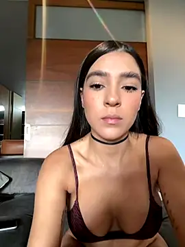 Olivia Collins1 online show from 11-30-25, 06:41