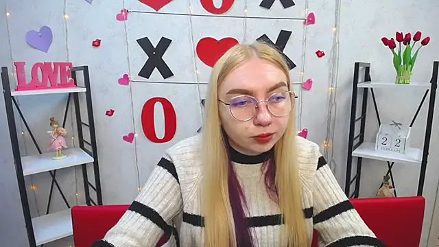 BeatriceFly online show from 02-22-25, 12:40