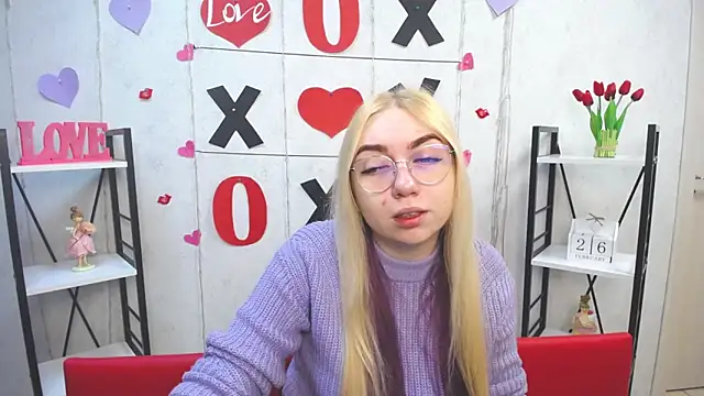 BeatriceFly online show from 02-27-25, 06:13