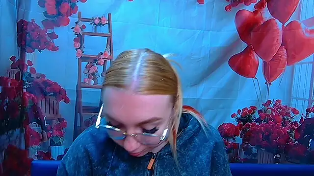 BeatriceFly online show from 05-06-26, 12:42