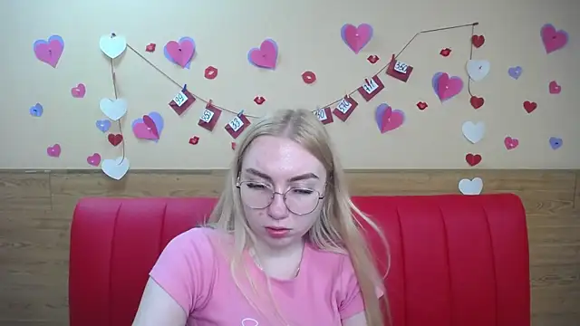 BeatriceFly online show from 03-13-25, 03:17