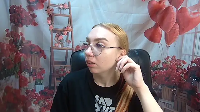 BeatriceFly online show from 05-24-26, 11:43