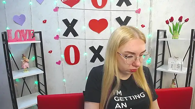 BeatriceFly online show from 03-15-25, 03:59