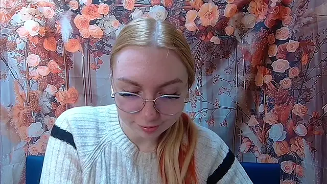 BeatriceFly online show from 11-06-25, 12:42