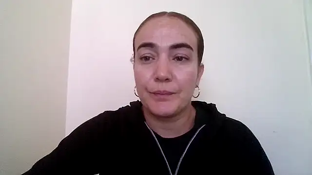 skayhot  online show from 05-20-26, 01:30