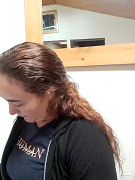 skayhot  online show from 02-12-26, 12:38