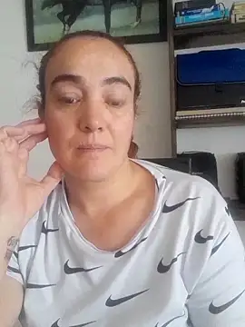 skayhot  online show from 02-02-26, 02:27