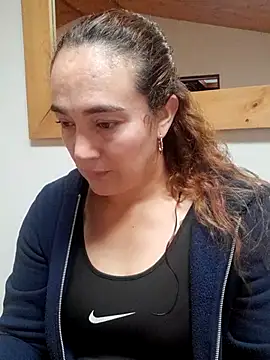 skayhot  online show from 04-29-26, 01:37