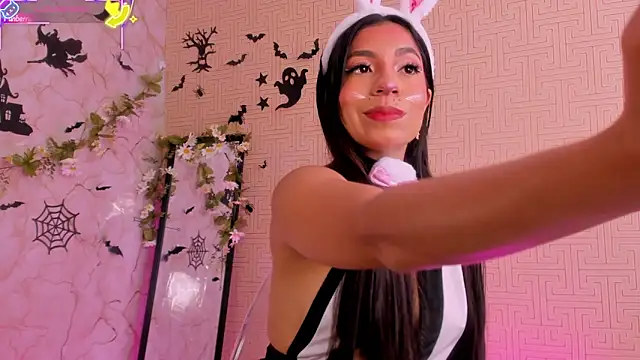 Mia Gothzx online show from 10-31-25, 03:30