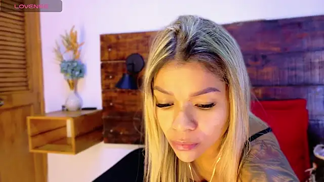 Celeste sanz online show from 04-15-26, 09:59