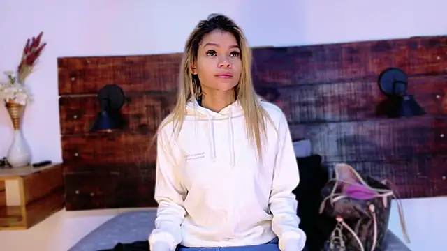 Celeste sanz online show from 03-04-26, 10:12