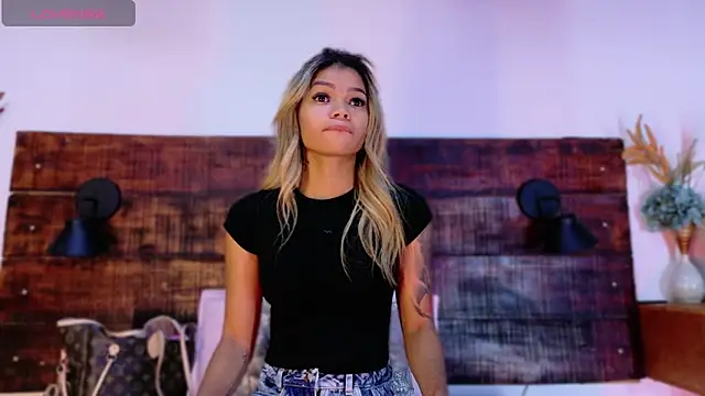 Celeste sanz online show from 02-25-26, 10:04