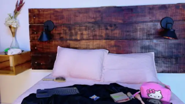 Celeste sanz online show from 02-10-26, 10:03