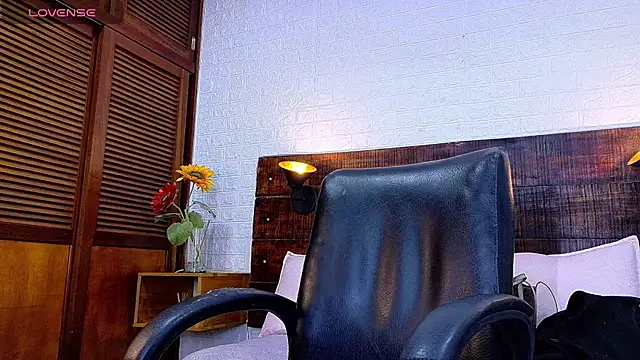 Celeste sanz online show from 11-30-25, 11:55