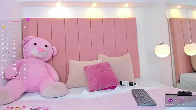 emily daarell online show from 04-04-26, 08:15