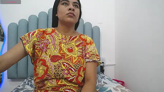 Snapshot of iniyalaboni chatting on 03-18-25, 10:48 iniyalaboni online show from 03-18-25, 10:48