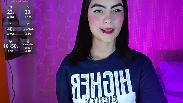 Snapshot of victoria-henaoo chatting on 02-24-25, 02:30 victoria-henaoo online show from 02-24-25, 02:30