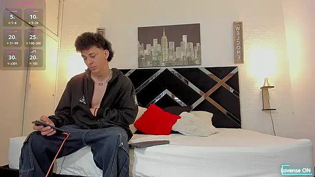 toyboys1 online show from 09-10-25, 03:49