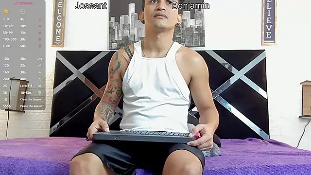 Snapshot of toyboys1 chatting on 02-21-26, 03:41 toyboys1 online show from 02-21-26, 03:41