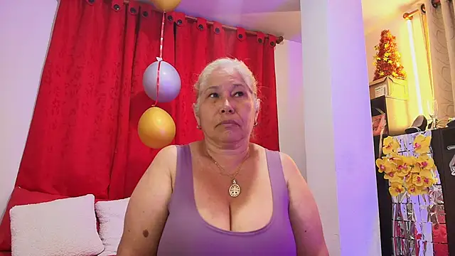 girl amada online show from 02-16-26, 07:34