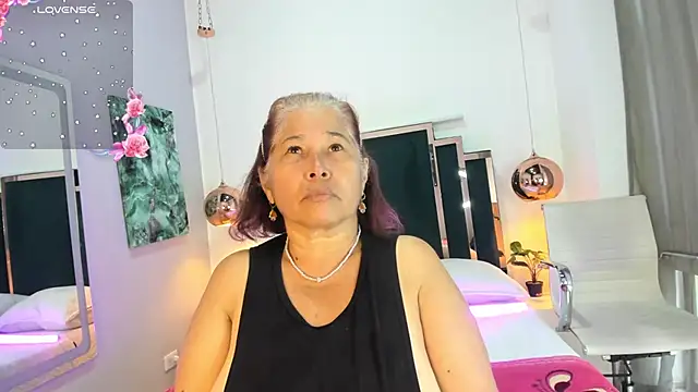 girl amada online show from 05-16-26, 02:05